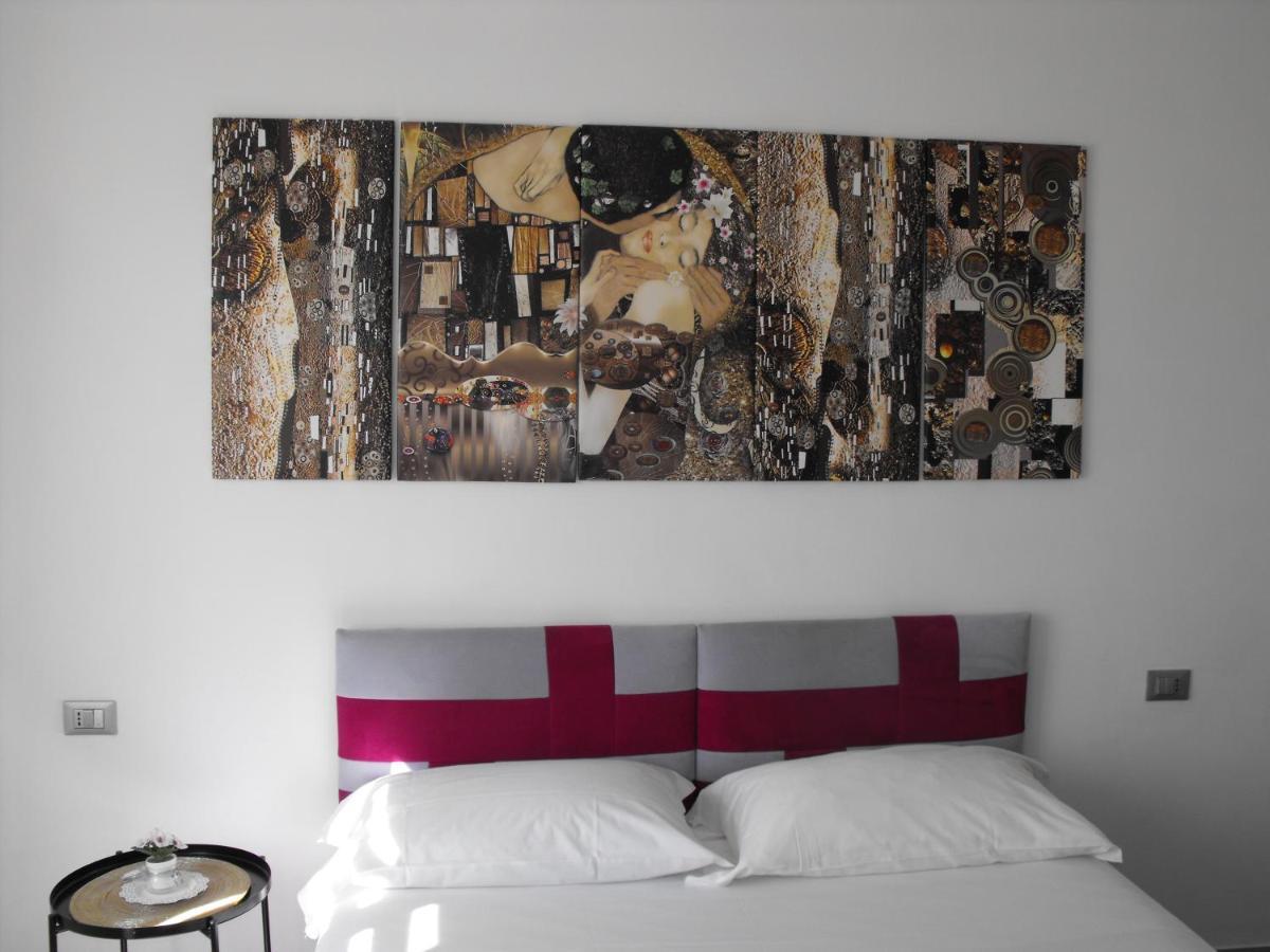 Dimora Chloe B&B Pescara Buitenkant foto